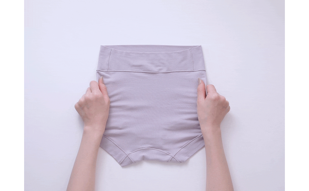 伸縮性抜群のエアリーなはき心地